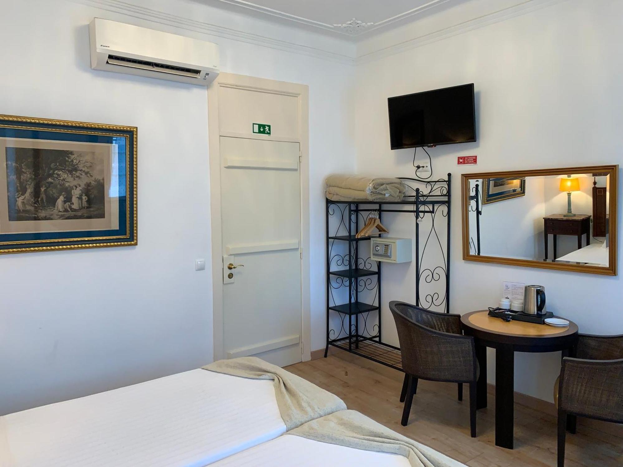 Discovery Apartment Estrela Lisbon Exterior photo