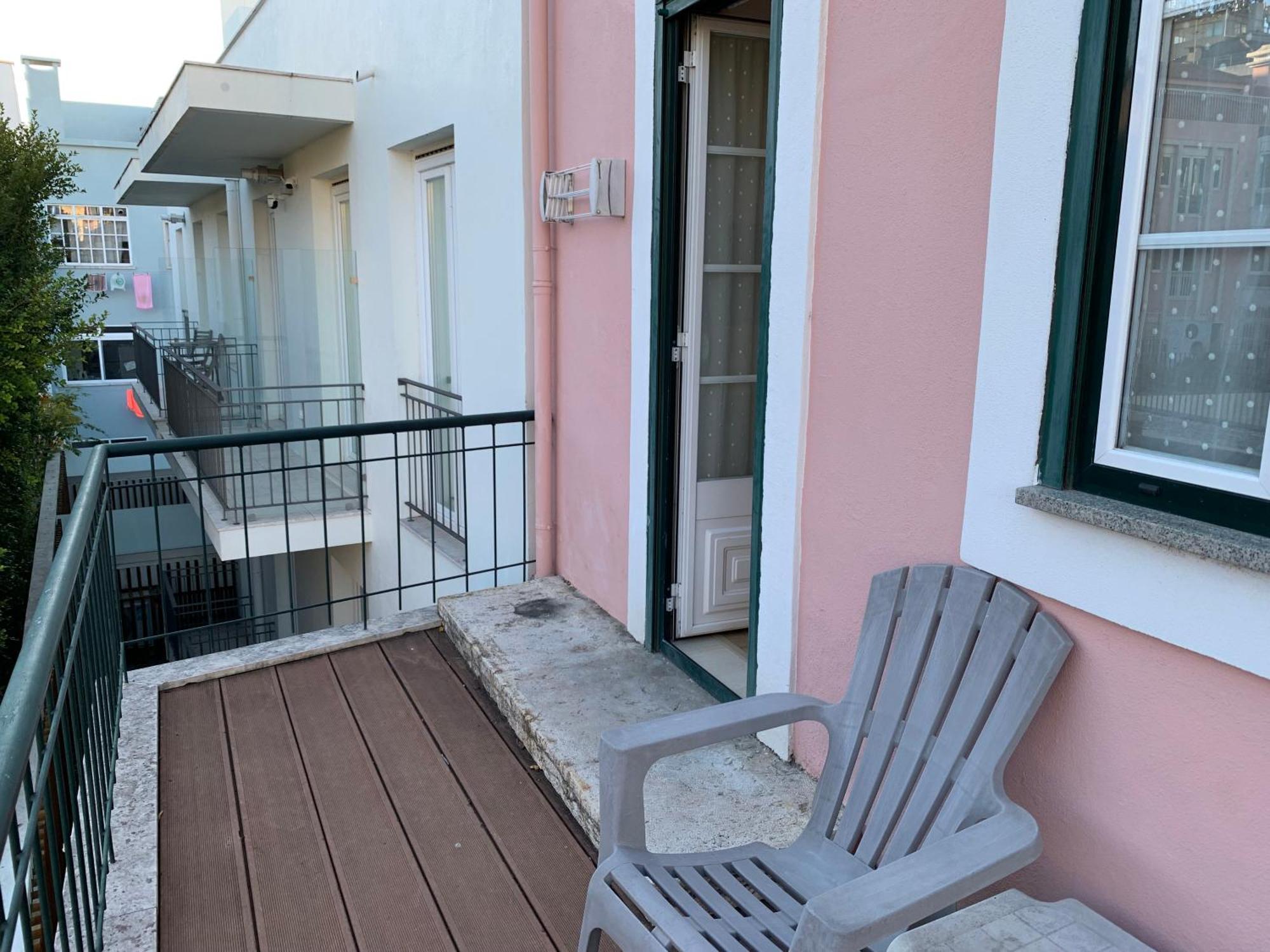Discovery Apartment Estrela Lisbon Exterior photo
